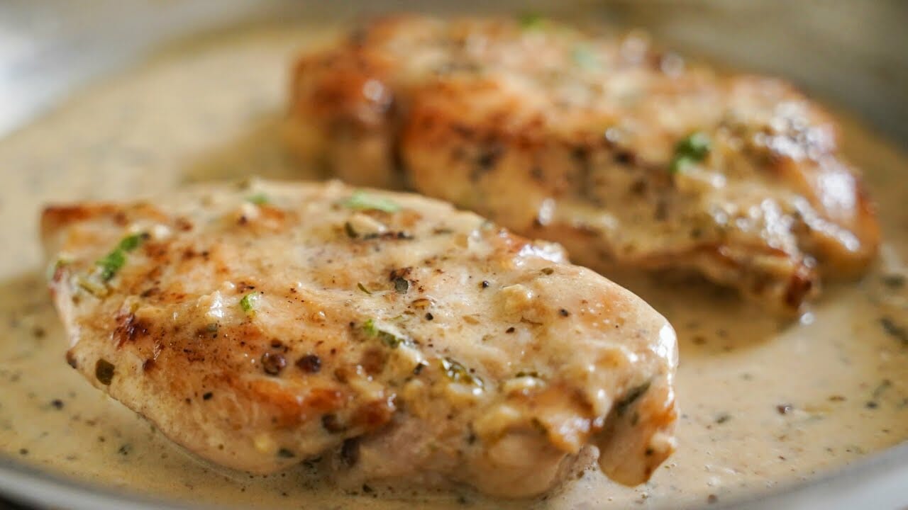 Creamy Garlic Chicken Breast Recipe - Viva Recipes